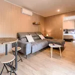 Massassi Plaza Penzion