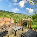 Massassi Plaza Penzion